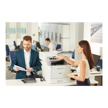 MFC-L9570CDW Krāsu daudzf.print (31ppm,250sheets,WiFi direct, DuplexADF, Fax/Print/Scan/Copy)