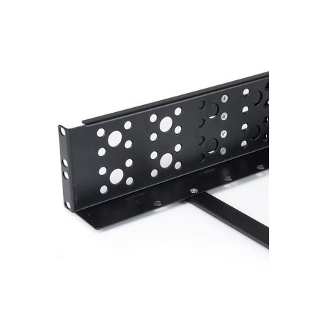 StarTech.com M5 Mounting Screws and Cage Nuts for Server Rack Cabinet - Pack of 50 Server Rack Screws (CABSCREWM5) - Rack screws and nuts (pack of 50) - for P/N: CABSHELF116, RK12WALLOA, RK3236BKF, RK4236BKB, RK519WALLV, RKQMCAB12V2, WALLMOUNT4 - 2