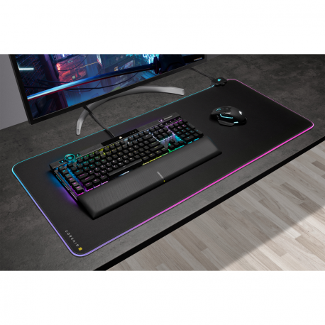 CORSAIR Gaming MM700 RGB Extended - Mouse pad - 2