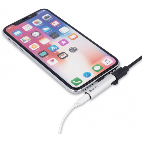 Lindy Cromo Line Standard - HDMI with Ethernet cable - HDMI (M) to HDMI (M) - 7.5 m - triple shielded - grey boots - 4K support - 2