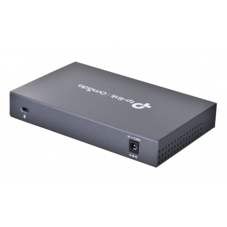 TP-Link ER605 SafeStream™ Gigabit Multi-WAN VPN Router PORT: 1× Gigabit RJ45 WAN Port, 3× Gigabit RJ45 WAN/LAN Ports, 1× Gigabit TP-Link ER605 SafeStream™ Gigabit Multi-WAN VPN Router PORT: 1× Gigabit RJ45 WAN Port, 3× Gigabit RJ45 WAN/LAN Ports, 1× Gigabit