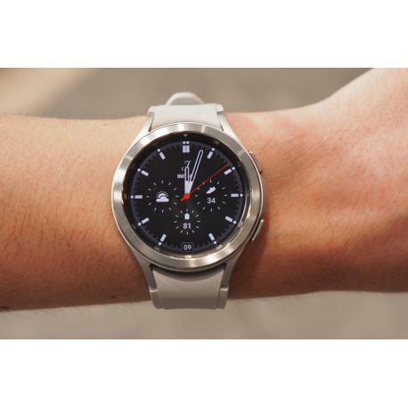 Samsung Galaxy Watch (Silver, 46mm, Bluetooth)