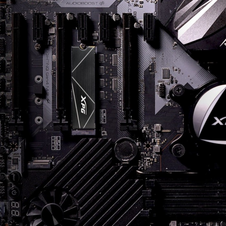 XPG GAMMIX S70 Blade - Solid state drive - 1 TB - internal - M.2 2280 - PCI Express 4.0 x4 (NVMe) - 256-bit AES - integrated heatsink - 6