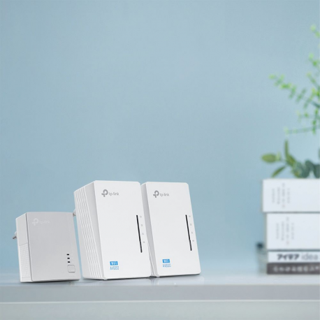TP-Link TL-WPA4220 - Powerline adapter - HomePlug AV (HPAV) - 802.11b / g / n - wall-pluggable - 4