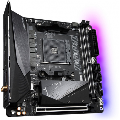 Gigabyte B550I AORUS PRO AX - 1.0 - motherboard - mini ITX - Socket AM4 - AMD B550 Chipset - USB-C Gen2, USB 3.2 Gen 1, USB 3.2 Gen 2 - 2.5 Gigabit LAN, Bluetooth, Wi-Fi - onboard graphics (CPU required) - HD Audio (8-channel) - 1