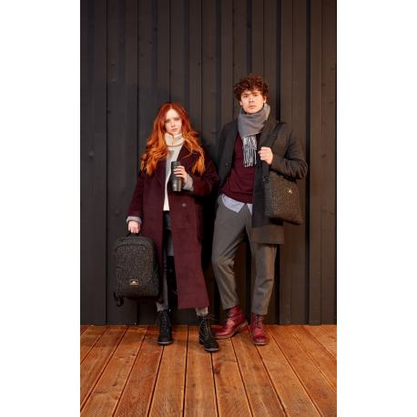 Riva Case Anvik 7962 - Notebook carrying backpack - up to 15.6" - black - 30