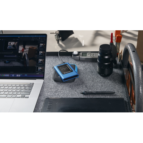 Kingston IronKey Vault Privacy 80 - SSD - encrypted - 3840 GB - external (portable) - USB 3.2 Gen 1 (USB-C connector) - FIPS 197, 256-bit AES-XTS - TAA Compliant - 31