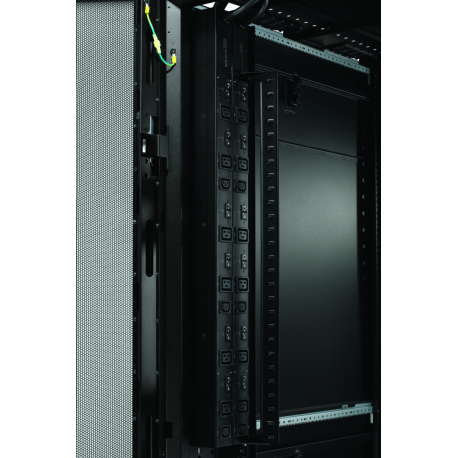 APC Basic Rack PDU Zero U - Power distribution strip (rack-mountable) - AC 230 V - 3-phase - input: IEC 60309 - output connectors: 9 (IEC 60320 C13, IEC 60320 C19) - 0U - 1.8 m cord - for P / N: SCL500RM1UC, SCL500RM1UNC, SMT3000R2I-AR, SMTL1000RM2UC, SMTL750RM2UC, SRT5KRMXLW-TW - 12