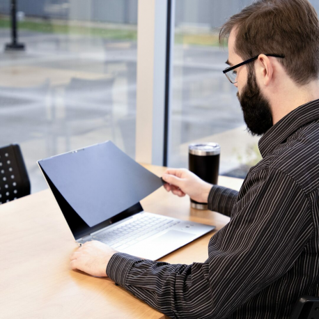 14IN LAPTOP PRIVACY SCREEN
