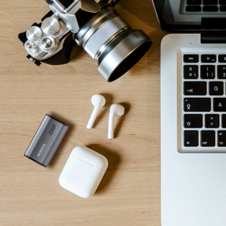 ADATA SE880 - SSD - 4 TB - external (portable) - USB 3.2 Gen 2x2 (USB-C connector) - titanium grey - 10