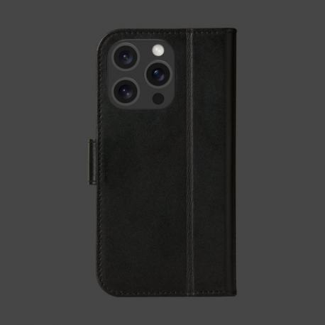 dbramante1928 Copenhagen - Flip cover for mobile phone - full-grain leather - black - for Apple iPhone 16 Pro - 3