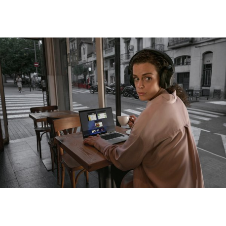 HP EliteBook 8 G1i Notebook AI - 174-degree hinge design - Intel Core Ultra 5 - 225U / up to 4.8 GHz - Win 11 Pro - Intel Graphics - 16 GB RAM - 512 GB SSD NVMe - 16" IPS 1920 x 1200 - Wi-Fi 7, Bluetooth - glacier silver - kbd: Pan Nordic - 12