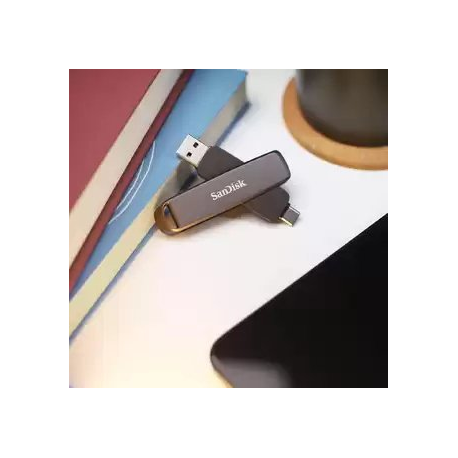 SanDisk Extreme PRO Dual Drive - USB flash drive - 2 TB - USB-C 3.2 Gen 2 - 1